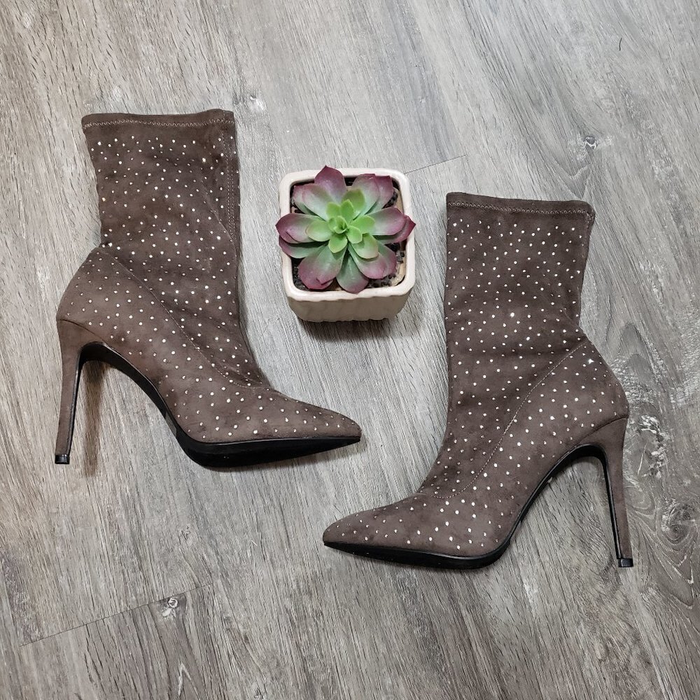 Wild Diva Ultrasuede Pull On Sock Booties Crystal Studded Sz 8.5